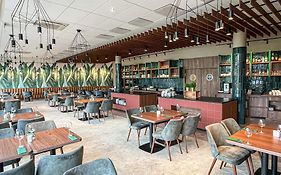 Hotel Victor Pruszków DeSilva